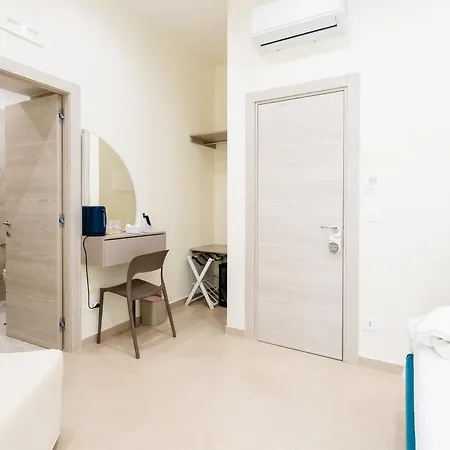 Residenza Le Tre Regine Πανσιόν 3*
